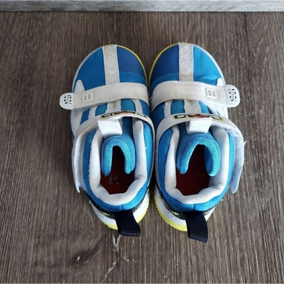 Nike LeBron Soldier 13 'Light Photo Blue Crimson' CI7524-401 Size 8C - Picture 6 of 11